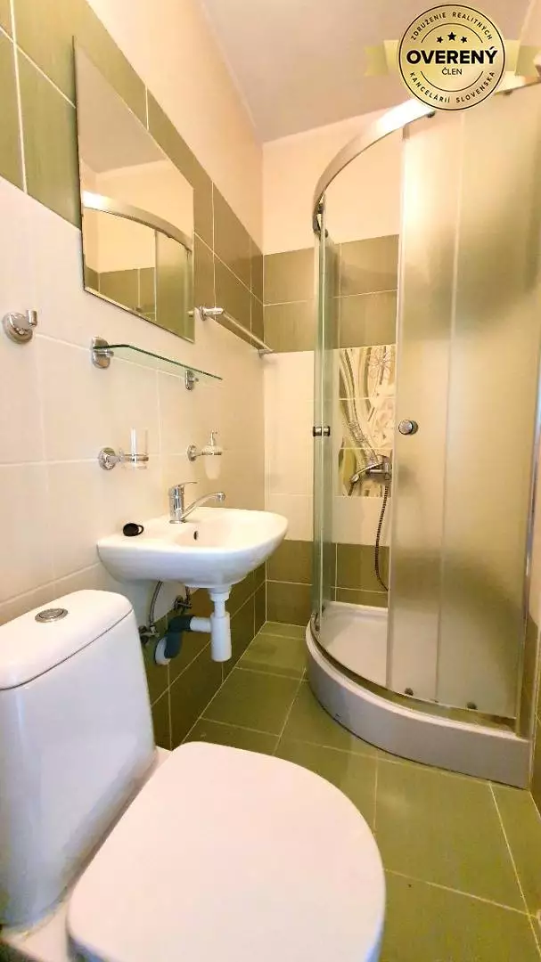 PREDANÁ - Garsónka 20 m² v Prešove s novou kúpeľňou - 6